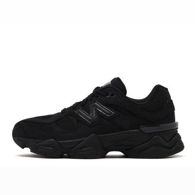 9060 Triple Black