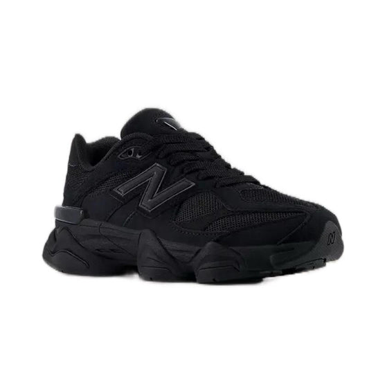 9060 Triple Black